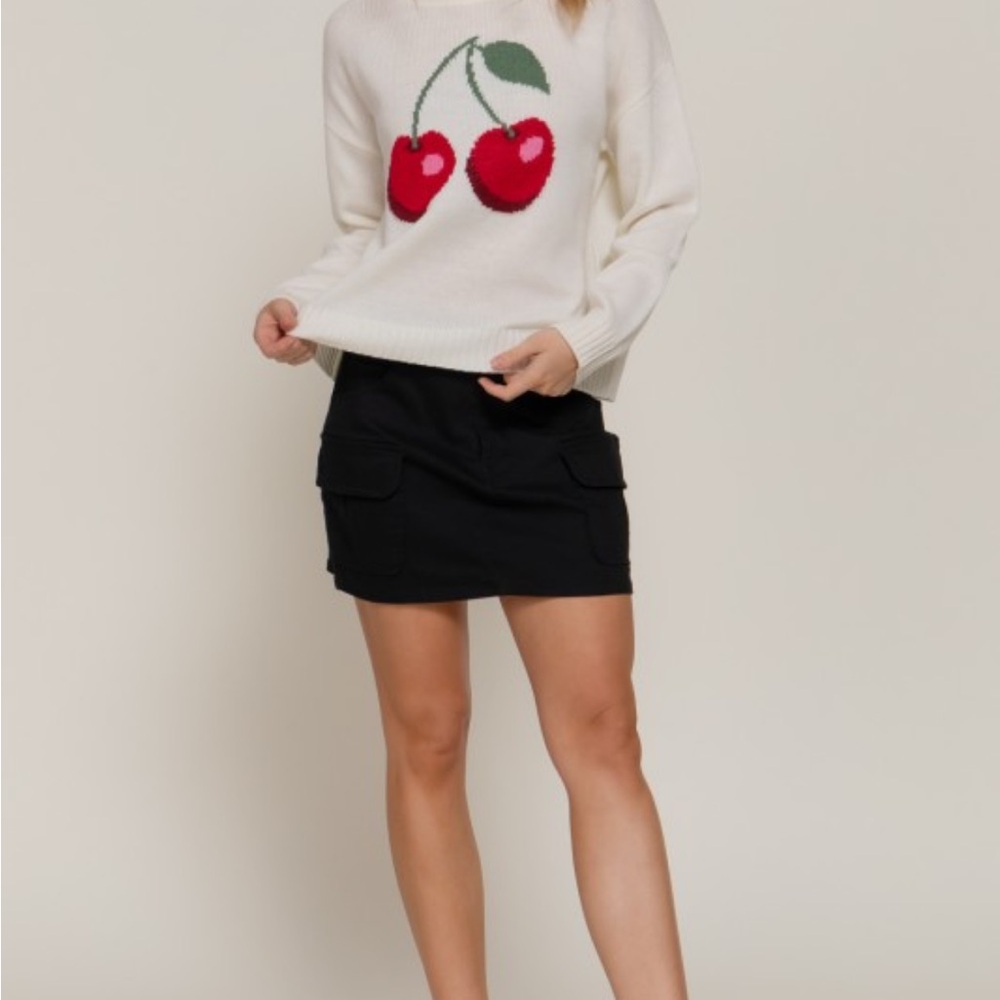 Cream Cherry Graphic Crew Neck Knit Light Weight Sweater